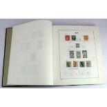 Italy used collection 1862-1975 in a Davo album. Comprehensive range includes airmails dues