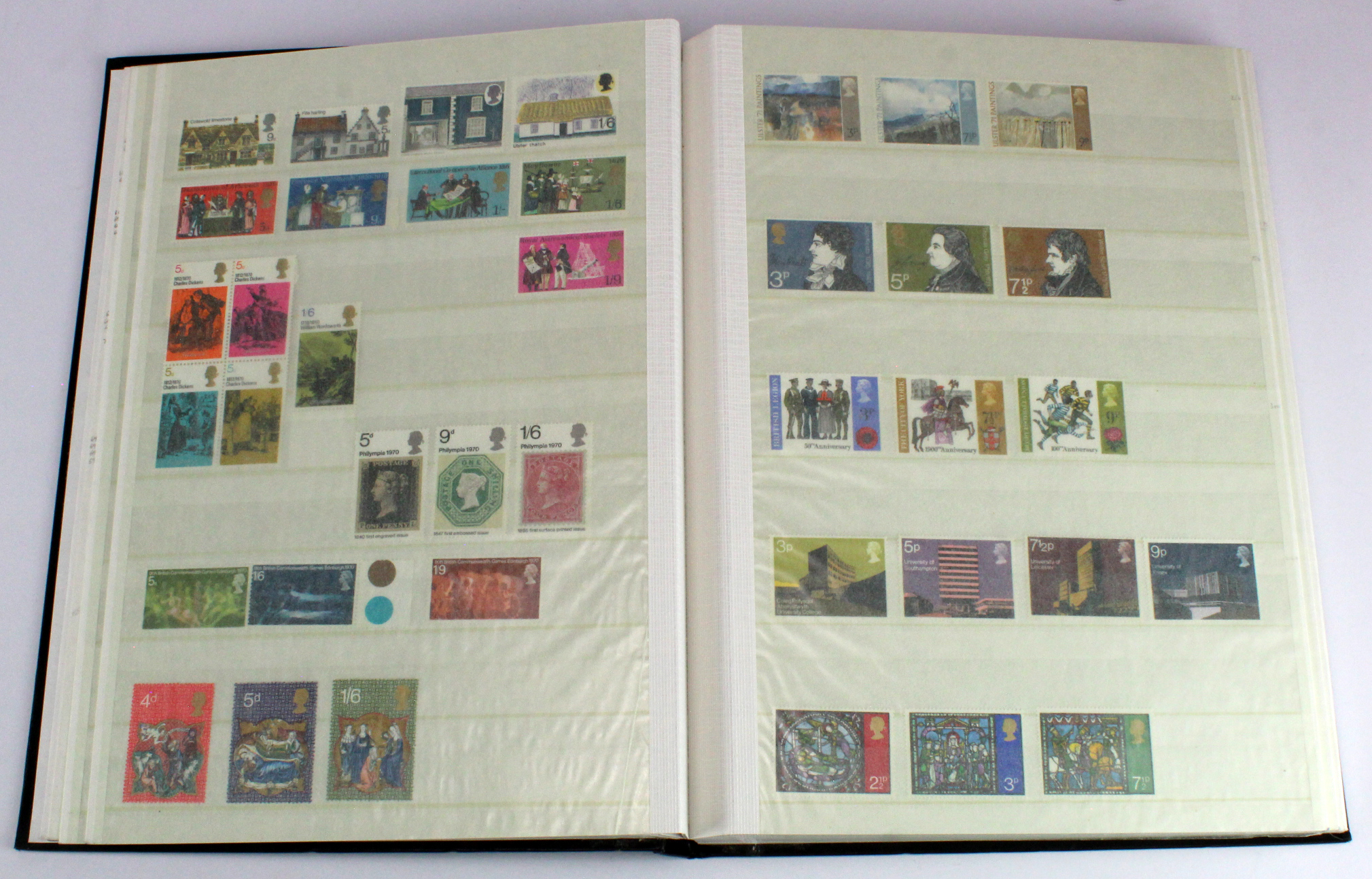 GB - collection in black s/book c1965-1991 Commems, complete unmounted mint as far as we can tell.