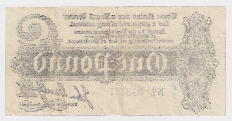 Bradbury 1 Pound issued 1914, Royal Cypher watermark, serial F/7 093337 (T3.3, Pick347) original VF - Image 2 of 2