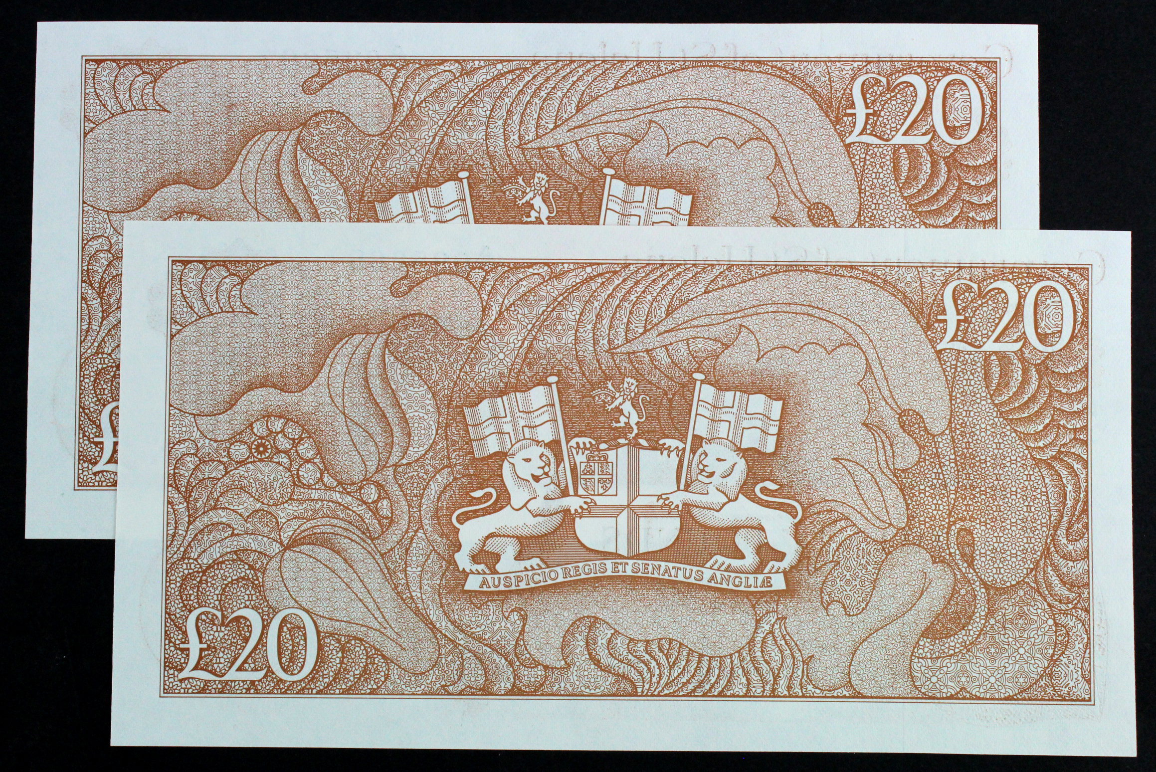 Saint Helena 20 Pounds (2) issued 1986, a consecutively numbered pair, serial A/1 095267 & A/1 - Image 2 of 2