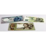 Portugal (36), 20 Escudos (8) dated 1971, a consecutively numbered run serial OS 86330 - OS 86337 (