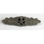 German 3rd Reich Close Combat Clasp, silver Grade. Maker marked FEC. W.E PEERHAUSE.