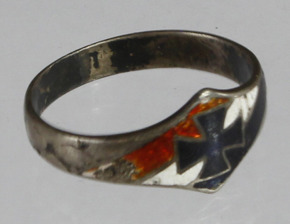 Imperial German WW1 silver ? and enamelled Iron Cross ring. Enamel damage noted