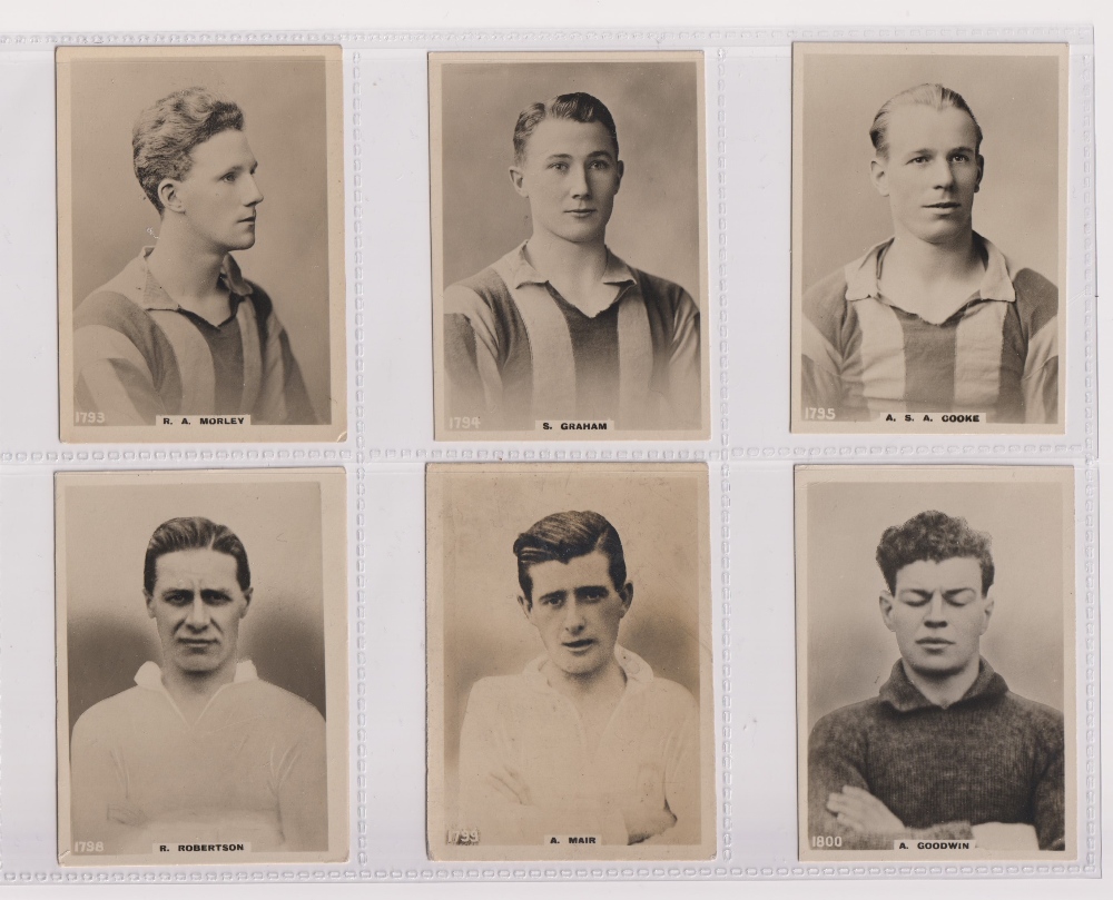 Cigarette cards, Phillips, Footballers (all Pinnace back), 'L' size, 36 different cards, numbered