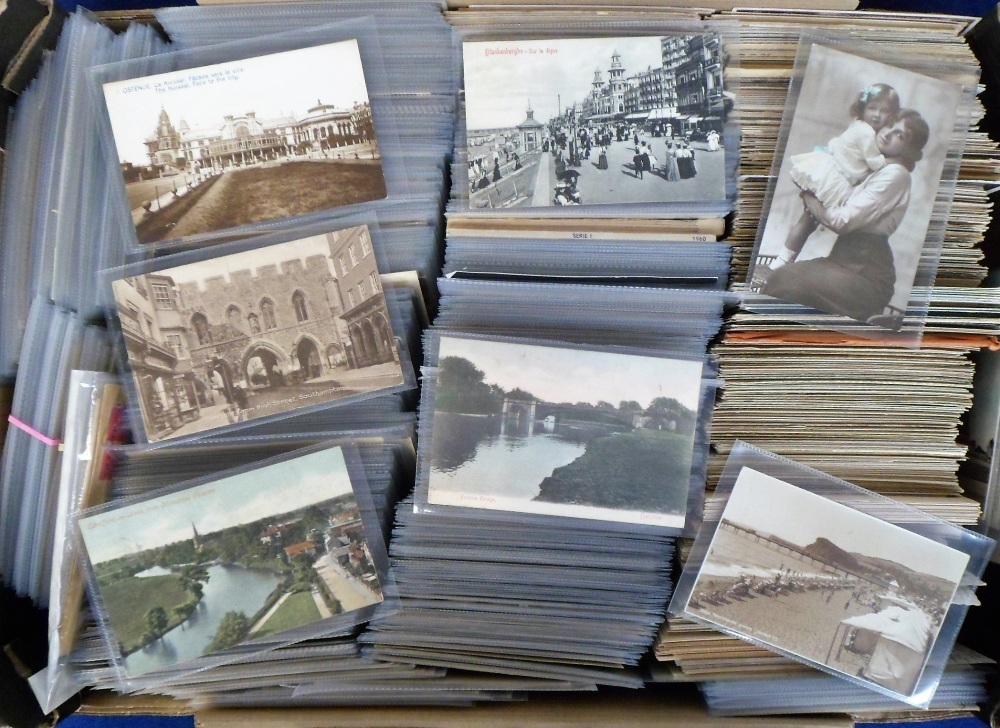 Postcards, a large quantity of approx. 2100 cards mostly UK & Foreign topographical, with a few - Image 3 of 3