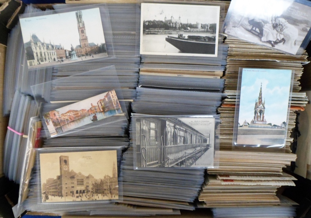 Postcards, a large quantity of approx. 2100 cards mostly UK & Foreign topographical, with a few - Image 2 of 3