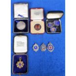 Medals and Medallions, 9 assorted 1900s - 1930s medals and medallions (7 silver) to include