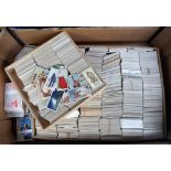 Cigarette & trade cards, a vast accumulation (1,000's) of mostly loose cards, many different