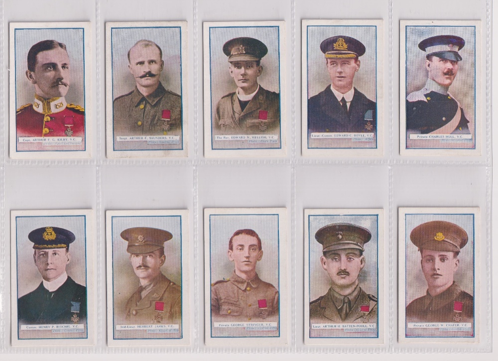 Cigarette cards, a collection of approx. 100 cards all Military related, various manufacturers - Image 3 of 10