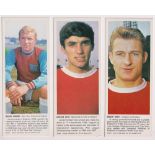 Trade cards, Carr's Biscuits, Soccer Card Series 'G' size (set, 20 cards) inc. George Best, Bobby