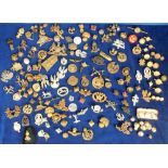 Militaria, 150+ cap badges, buttons, sweetheart brooches etc. dating from the late 19th to the
