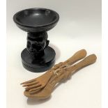 African ebony carved and turned bowl, the pedestal carved as a head, height 12cm; together with a