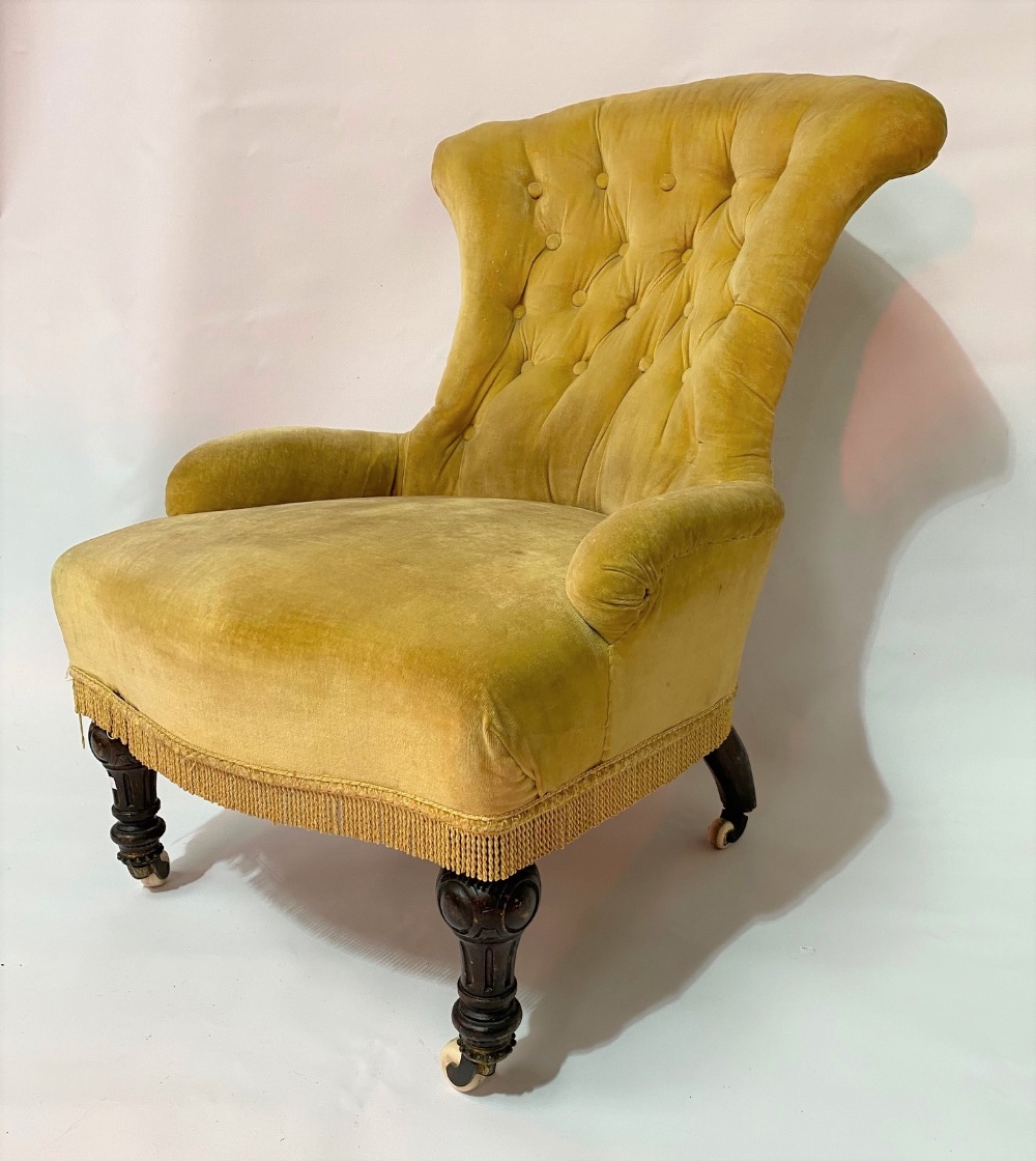 Victorian button-back nursing chair with turned and fluted fore legs with ceramic castors - Image 2 of 2