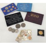 Four decimal coin sets, two x 1977, 1970 and 1971; together with other modern British coins.