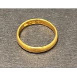A Victorian 22ct. hallmarked gold band ring, Birmingham 1896, weight 4g approx.