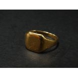 An 18ct. hallmarked gold signet ring, size S, weight 5.8g approx.