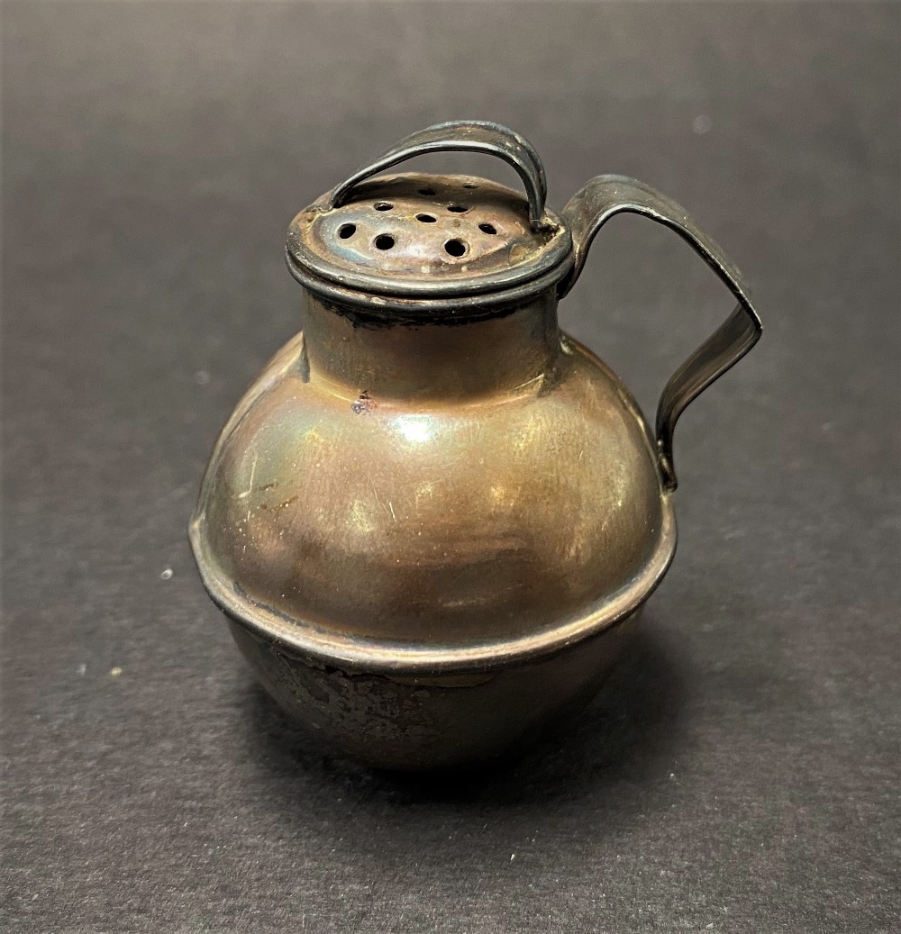 A Victorian silver miniature Jersey measure pepper shaker, maker WC & Co, Birmingham 1901, height