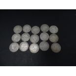 Fifteen George V .500 silver half crown coins, weight 207g approx.