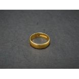 A 22ct. hallmarked gold band ring, size M, weight 4.2g approx.