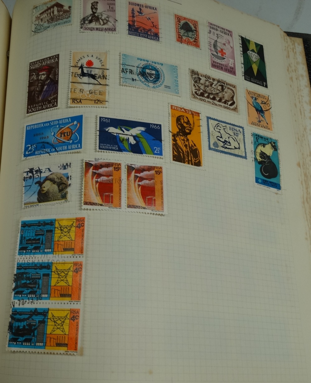 An amateur stamp album, mostly used examples, early 20th century to modern. - Bild 4 aus 4