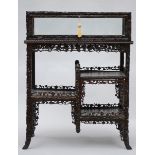 Chinese display cabinet in sculpted wood (93x72x38 cm) (*)