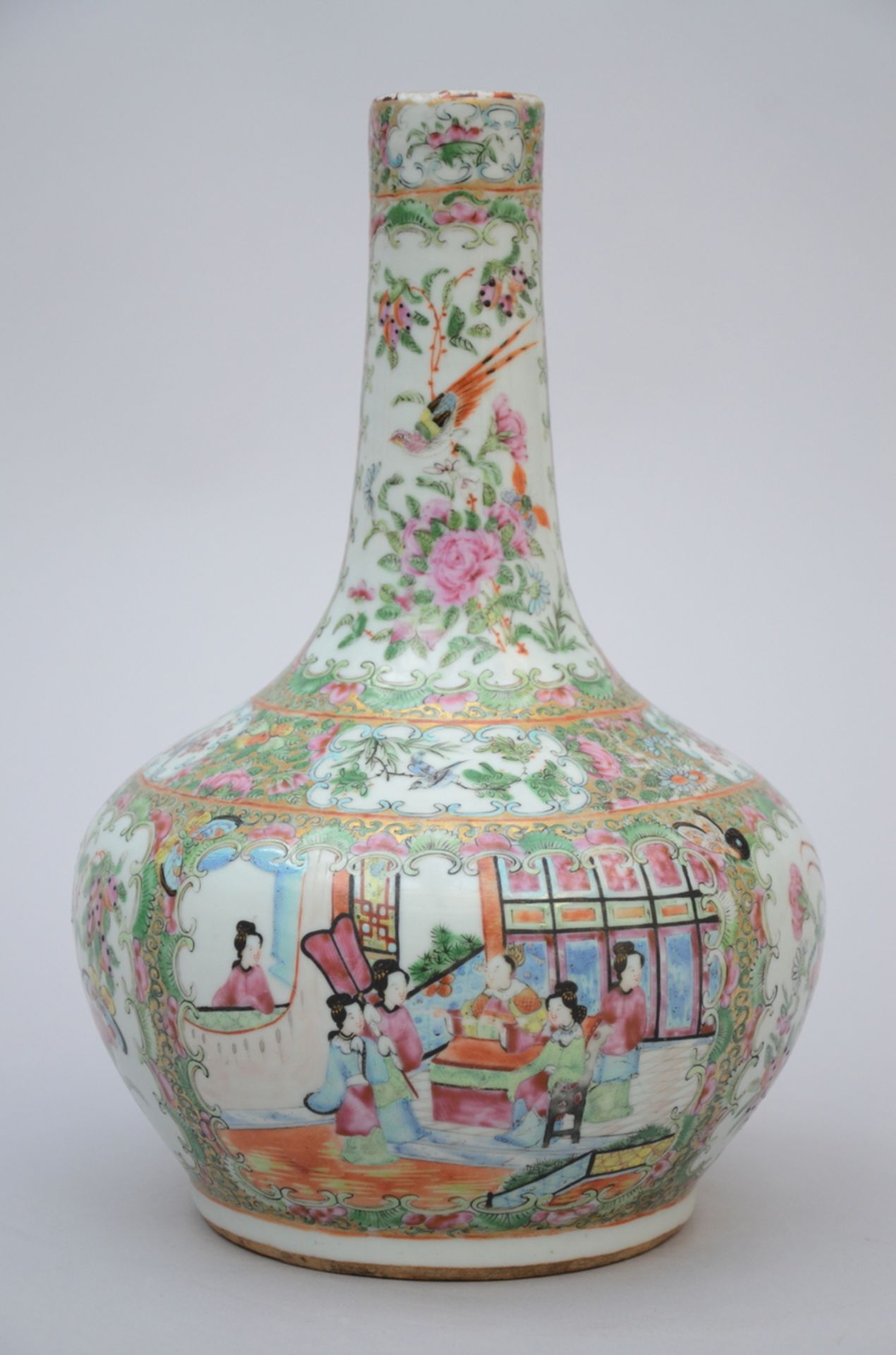 Vase in Chinese Canton porcelain (35 cm) (*) - Image 2 of 3