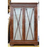 A Charles X display cabinet in mahogany (198x70x38 cm)
