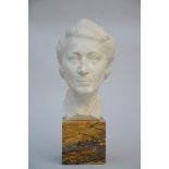 Domien Ingels (1944): ladies bust in white marble (total h 50 cm)