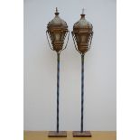 A pair of Venetian lanterns in tôle, 18th - 19th century (lantern 93 cm)