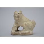 Chinese foo lion in Cizhou stoneware, possibly Yuan - Ming dynasty (11x10x7 cm)