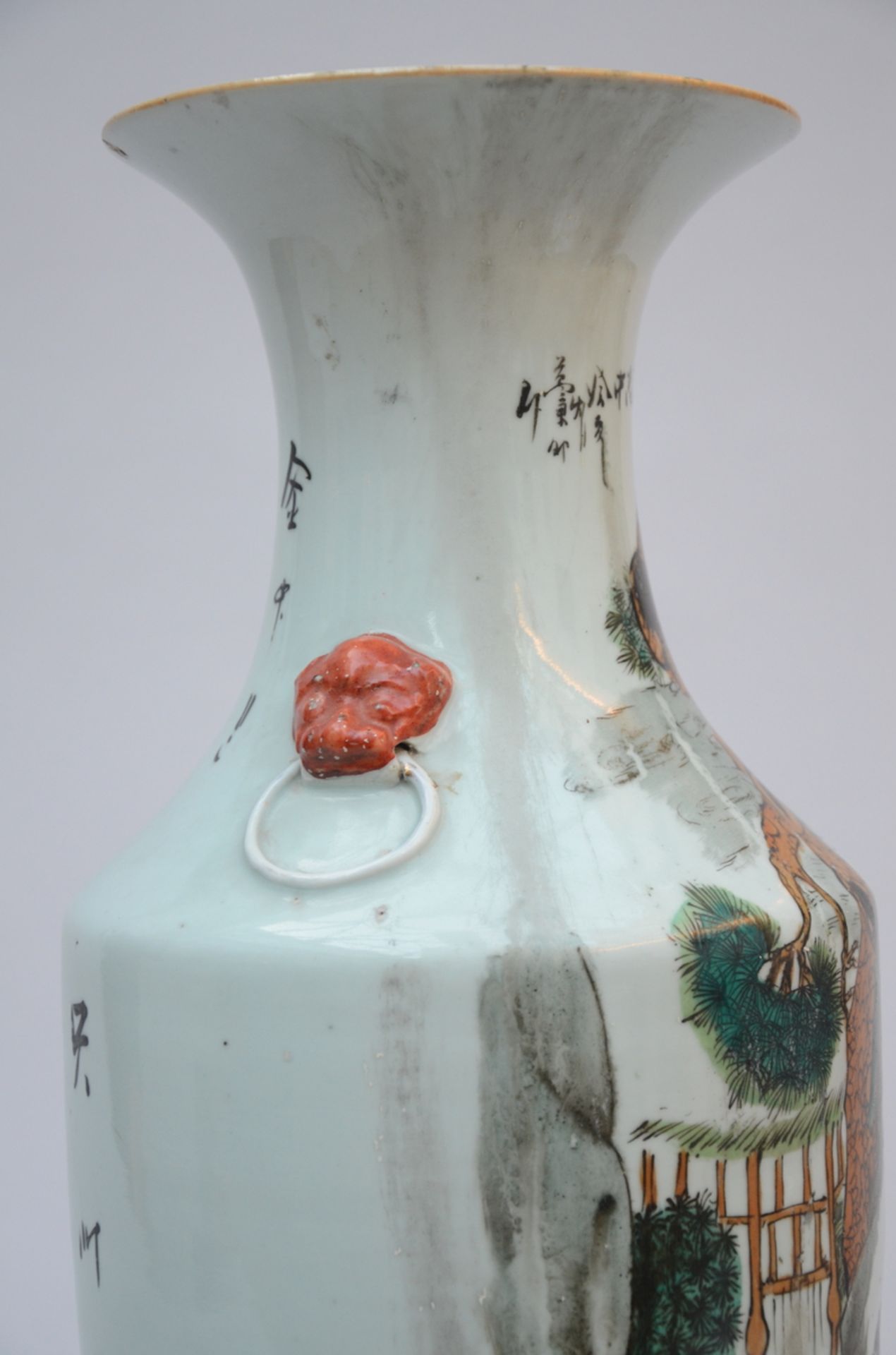 A Chinese porcelain vase 'sages' (57.5 cm) (*) - Image 3 of 4