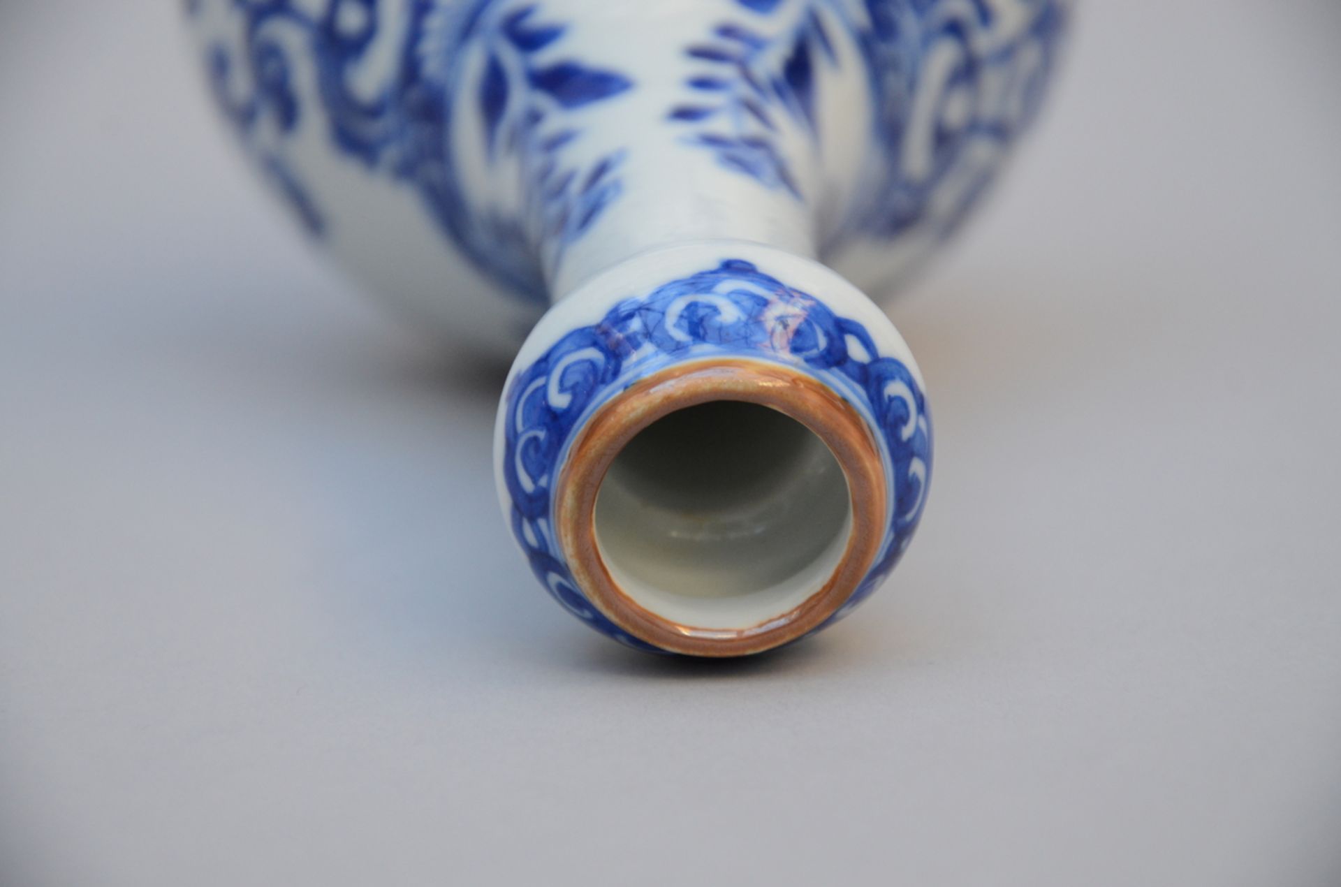 Garlic head vase in Chinese blue and white porcelain, Kangxi period (19 cm) - Image 2 of 3
