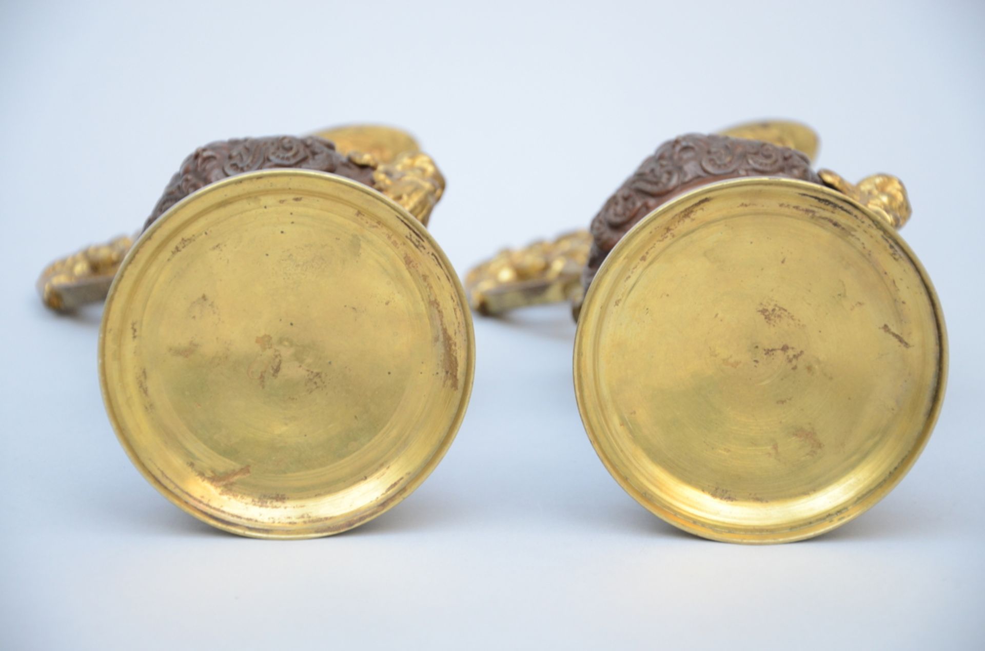 Pair of gilt bronze ewers (h 30 cm) - Image 3 of 3