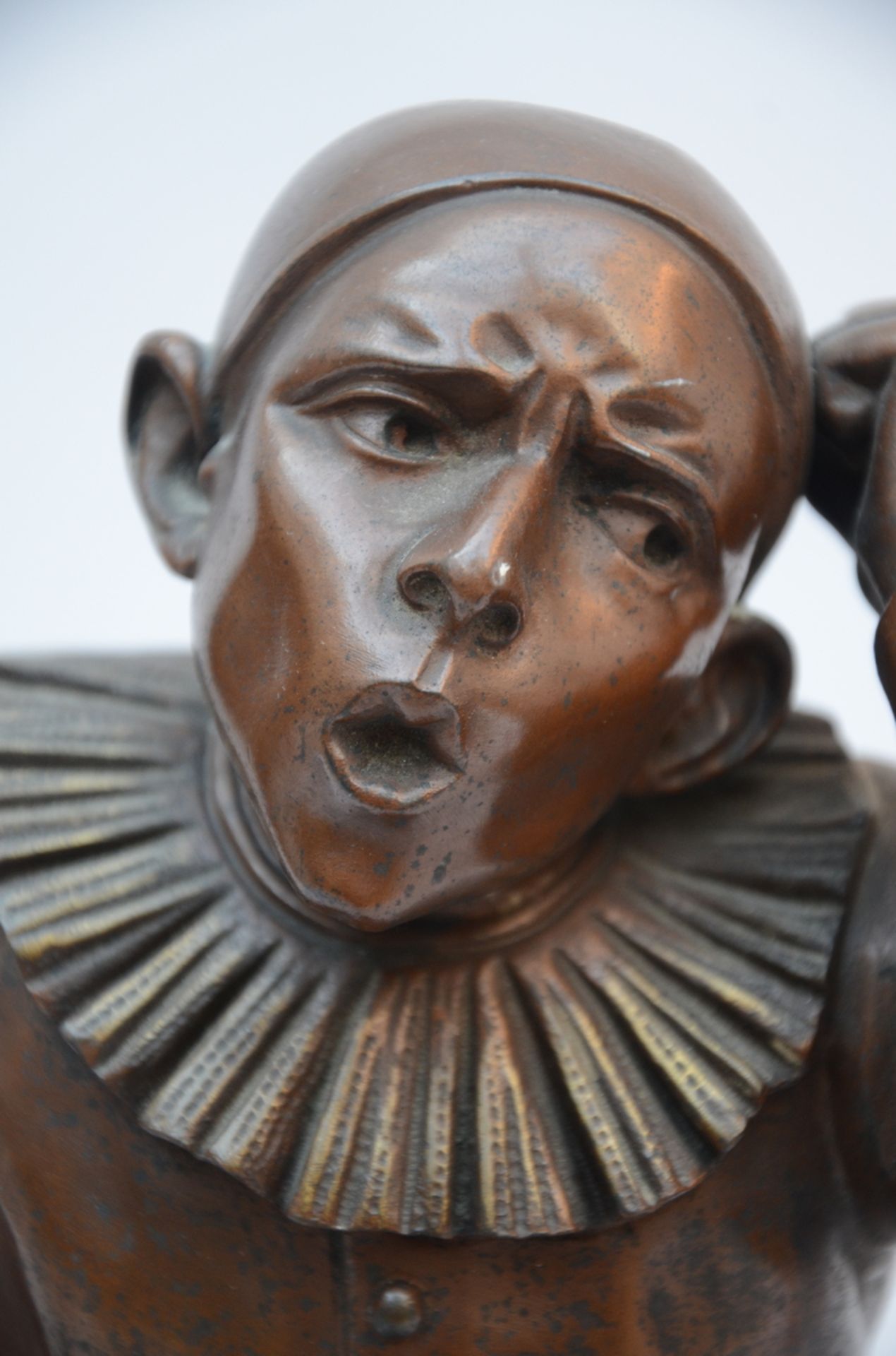 Gueyton: bronze statue 'pierrot' (48 cm) - Image 2 of 4