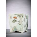 Square planter in Chinese porcelain 'characters and birds', Republic period (29x19x19 cm)