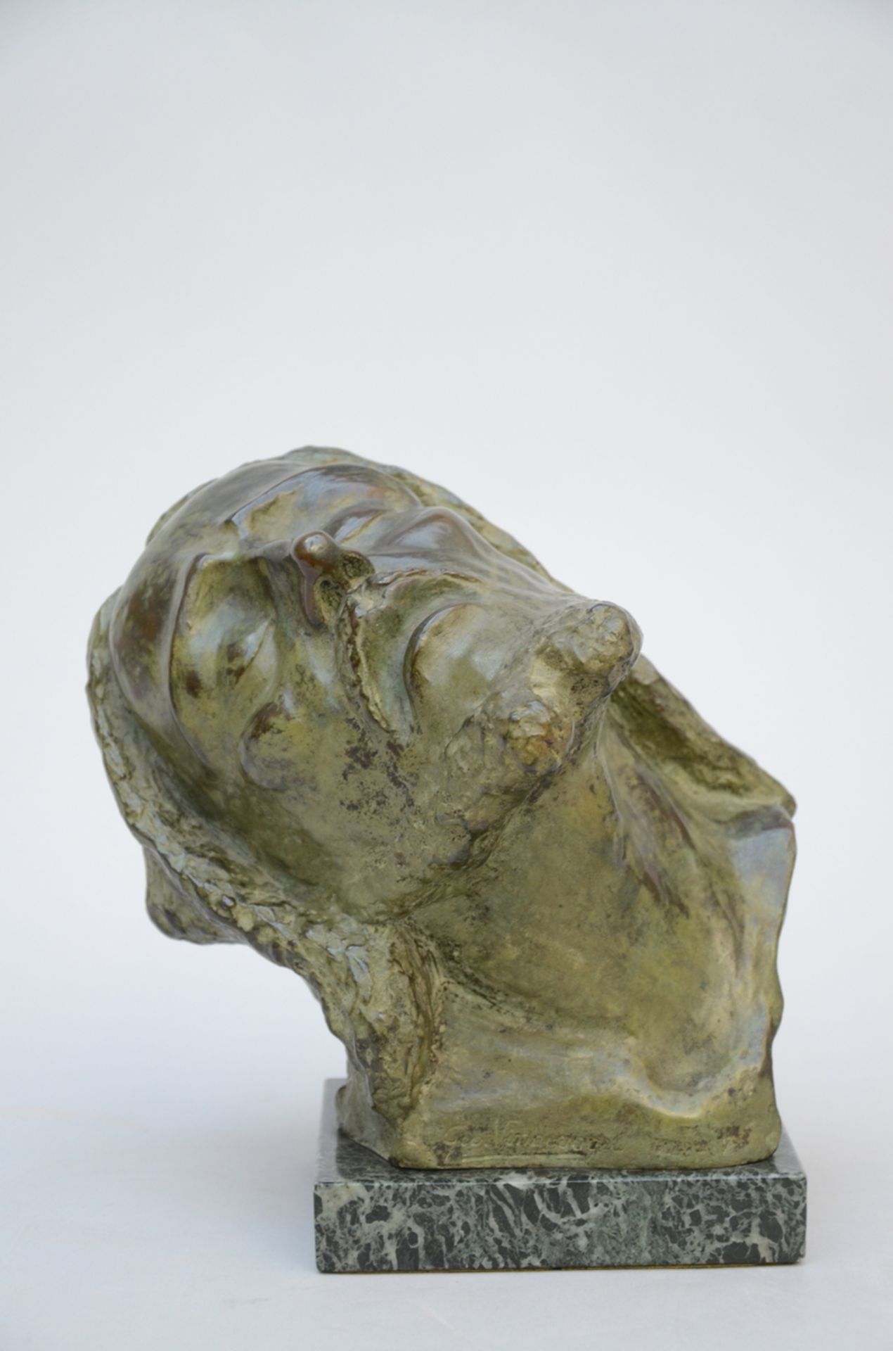 Vindevogel: bronze statue 'head of Christ' (25x32x22 cm)