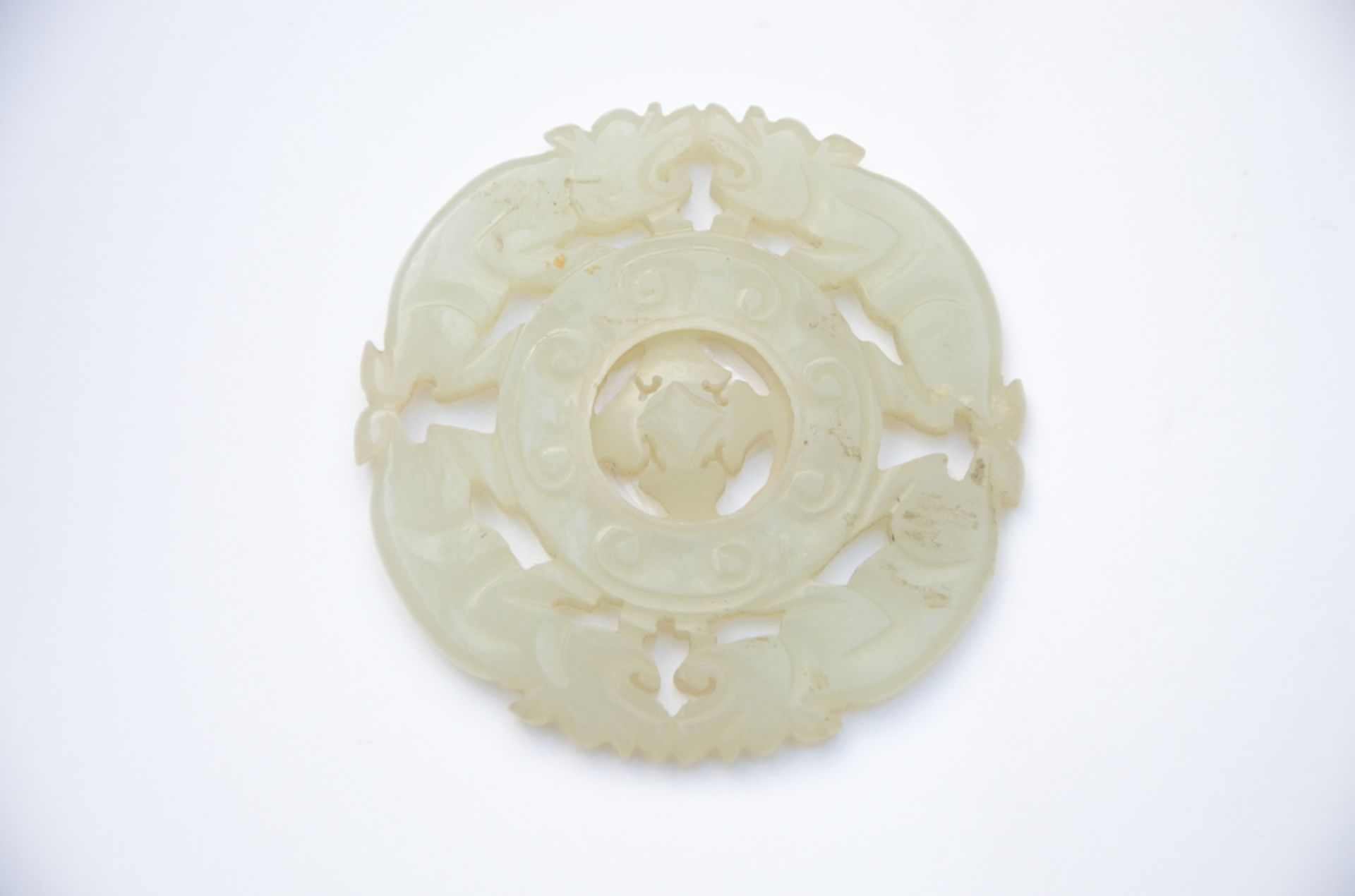 Lot: bi disc and box in jade (dia 6 cm) (3x6x5 cm) - Image 6 of 6