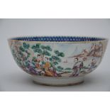 Bowl in Chinese 'mandarin' porcelain, Qianlong period (11x26 cm) (*)