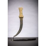 A Persian dagger with sculpted handle and Koftgari blade, Qajar 18th - 19th century (36 cm)