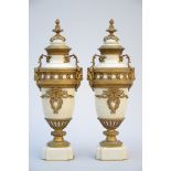 A pair of Louis XVI vases in white marble with bronze fittings (57 cm)