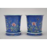 Pair of jardinières in Chinese porcelain with graviata decoration (16x16cm) (*)