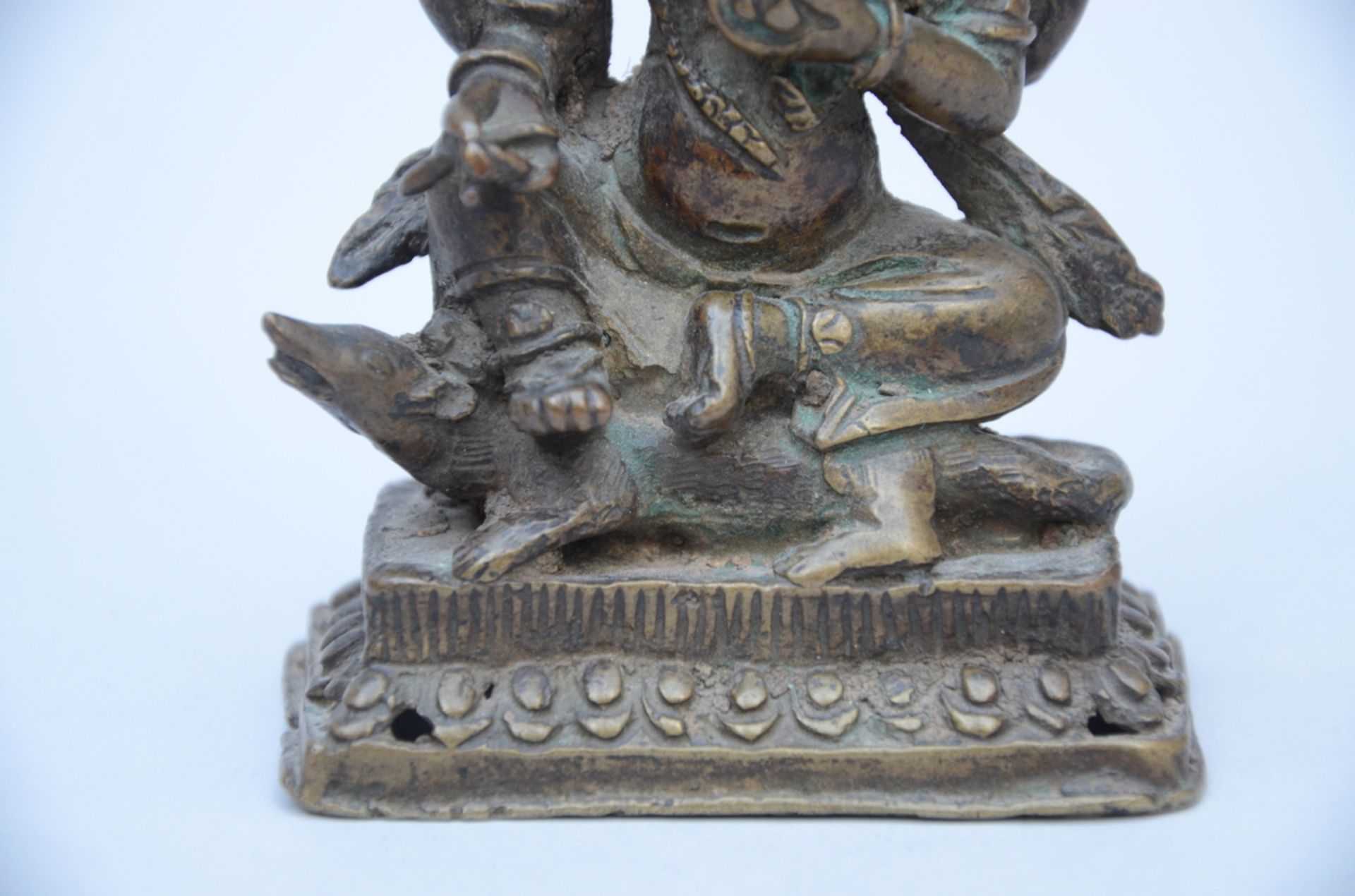 A sculpture in bronze 'Ganesha', Nepal or India (11,5 cm) - Image 2 of 5