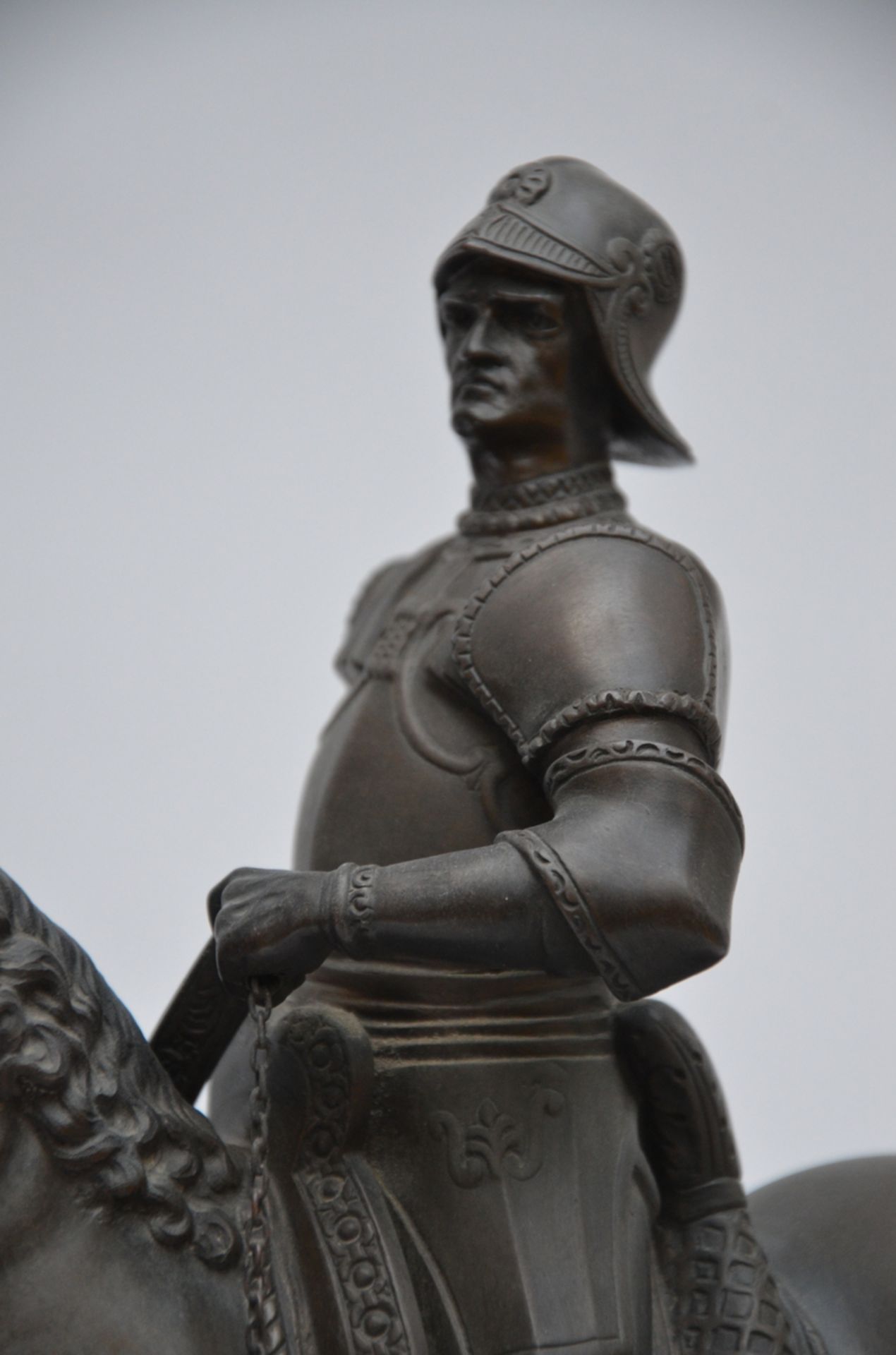 A bronze sculpture 'Bartolomeo Colleoni on horseback' (tot. h 41cm) - Image 2 of 4