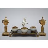 Lot: inkstand in porcelain on a lacquer plate + a pair of bronze candlesticks (15x26x16cm) (
