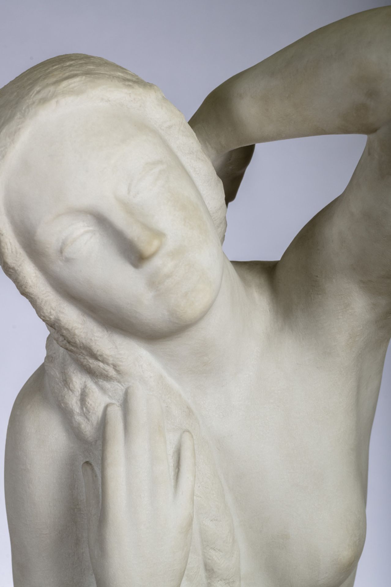 Leon Sarteel: marble statue 'female nude' (h86cm) - Image 2 of 8