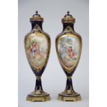 Pair of Limoges porcelain vases (h39cm) (*)