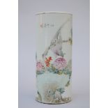 Cylindrical vase in Chinese porcelain 'birds', Republic period (h28.5cm) (*)