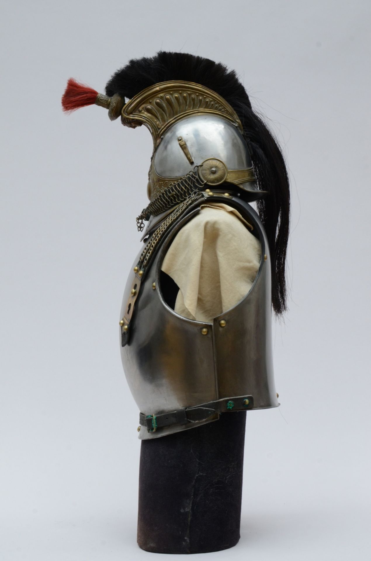 A French cuirasse with helmet, model 1825 (h31cm and 51x57) - Image 2 of 3