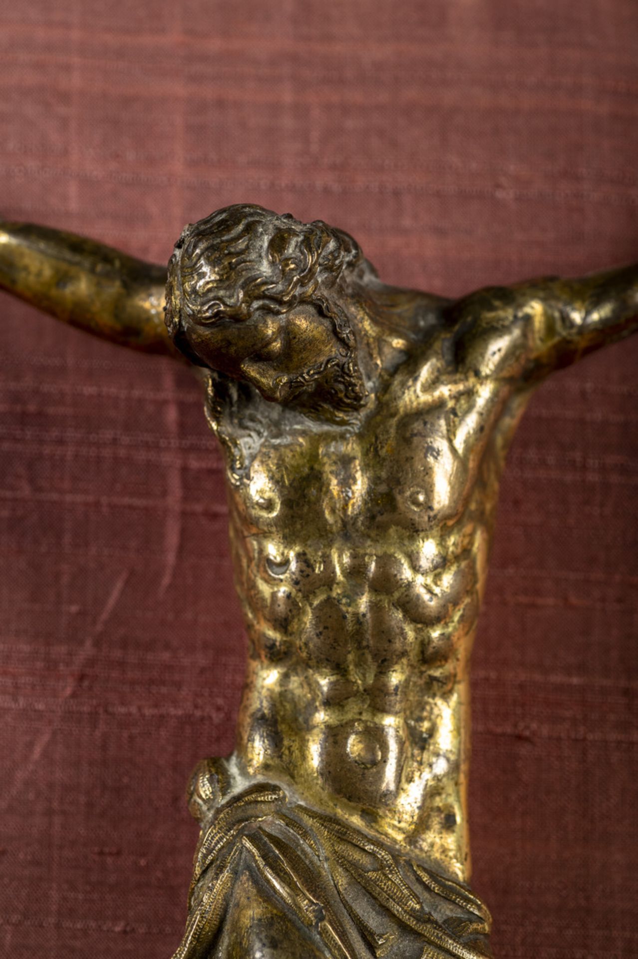 Gilt bronze sculpture 'Christo Morto', Italy 17th century (22.5x20cm) - Image 2 of 2