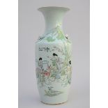 A Chinese vase in porcelain 'ladies with a deer' (h57.5cm)